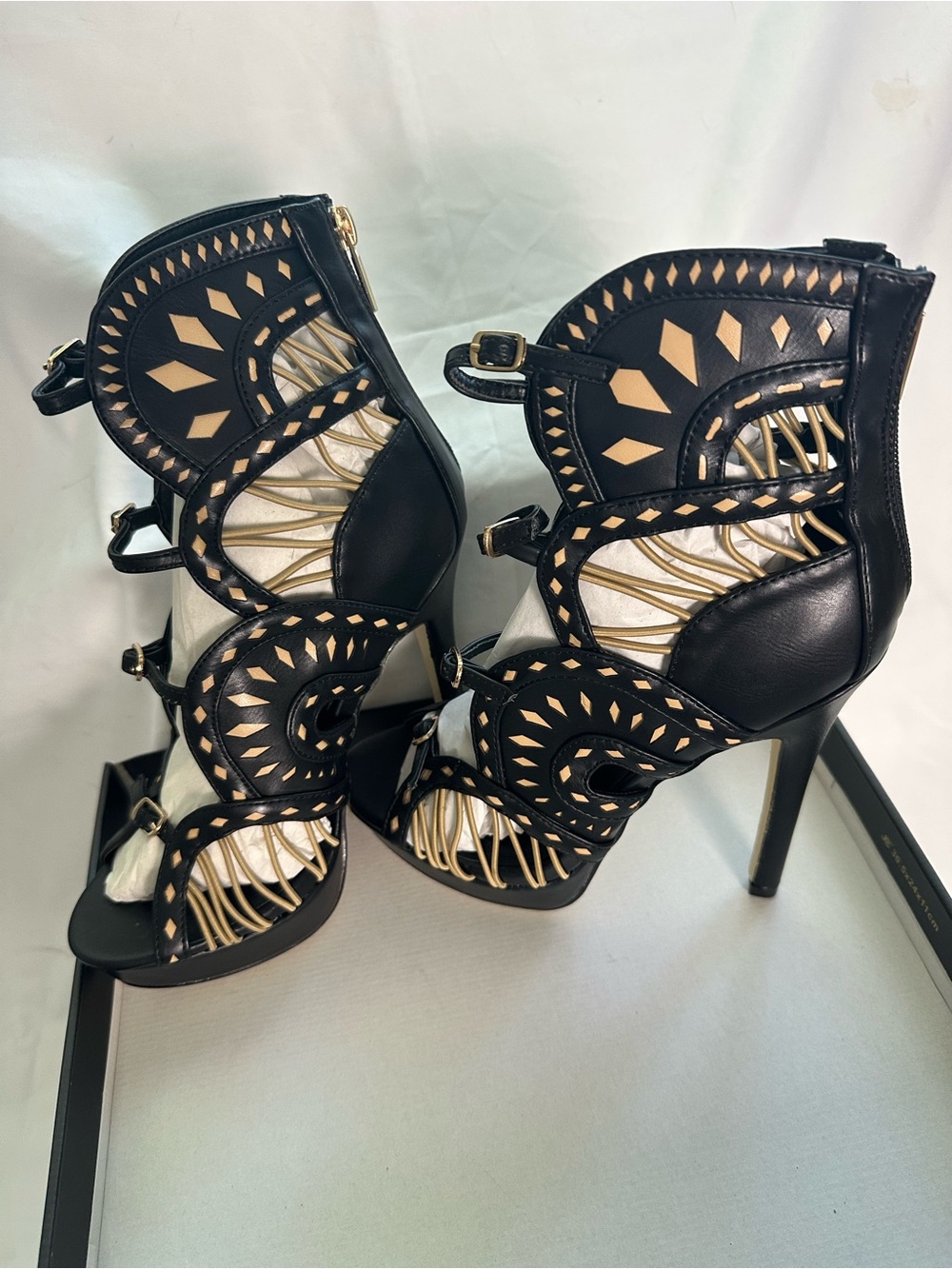 Madison By Shoedazzle Shonda Black Multi Platform Heels Size 6.5 NIB